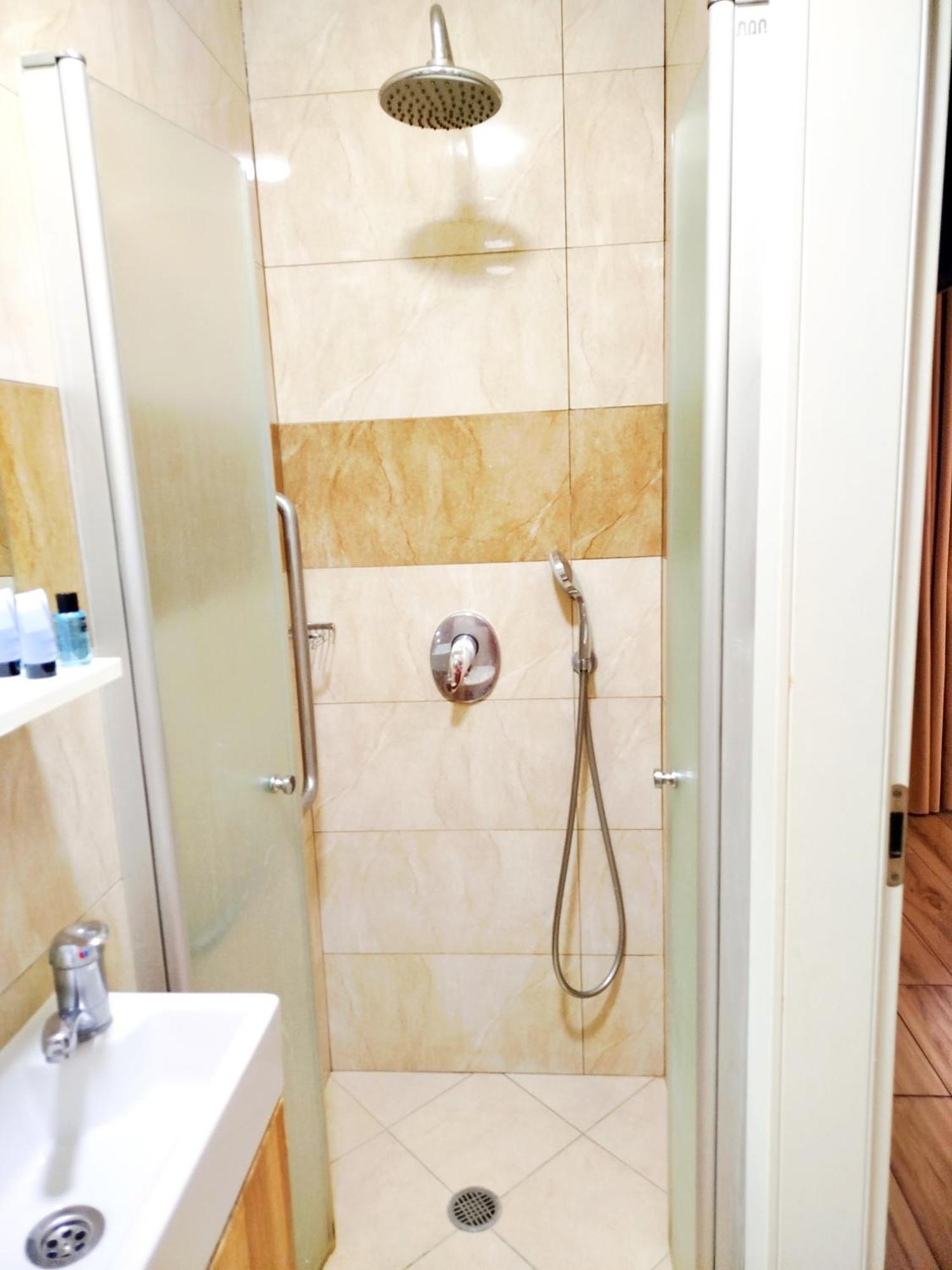 La Perle City Center Rooms เยรูซาเลม ภายนอก รูปภาพ